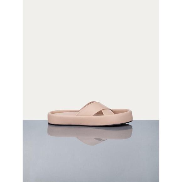 NEW Frame Le Laurel Slide Sandals In Oatmeal Sz 36/5.5 - Picture 1 of 11